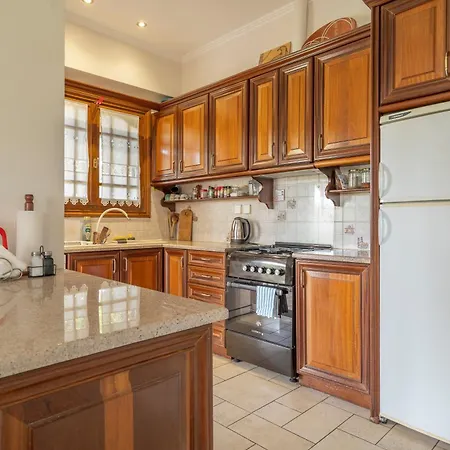 An Authentic Greek House منزل ريفي